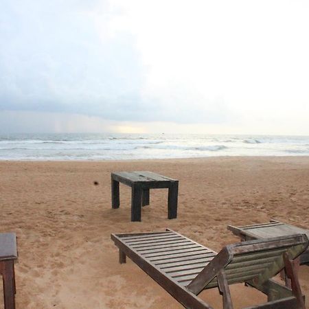 Warahena Beach Hotel Bentota Esterno foto