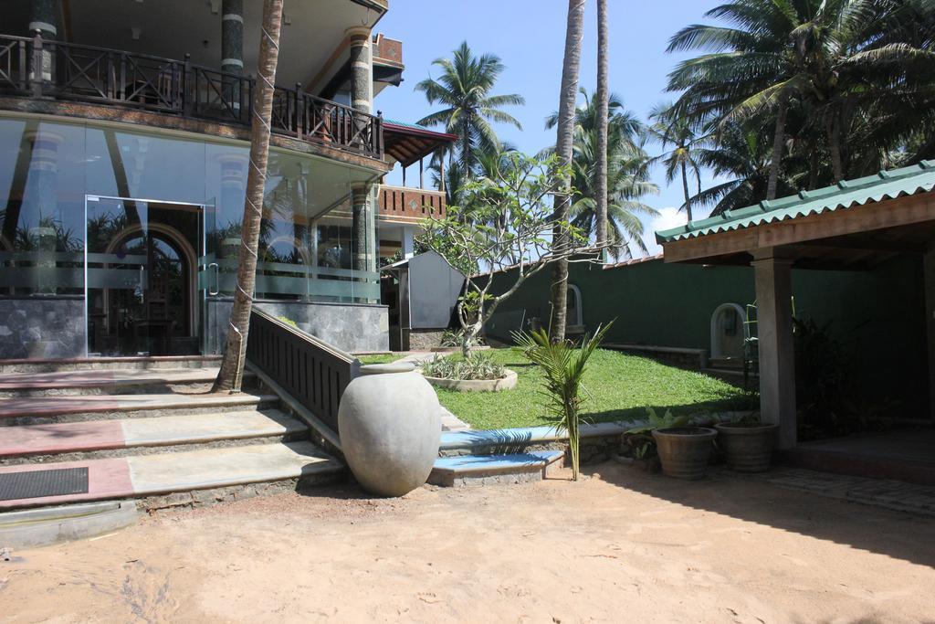 Warahena Beach Hotel Bentota Esterno foto