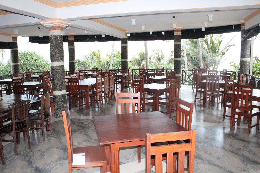 Warahena Beach Hotel Bentota Esterno foto